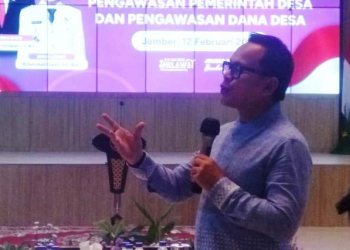 Wamendagri Bima Arya Hadiri Sosialisasi Dana Desa di Jember