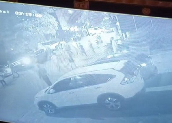 DC Pembacok Valet Ambyar Surabaya Buang Barang Bukti ke Sungai Gunungsari