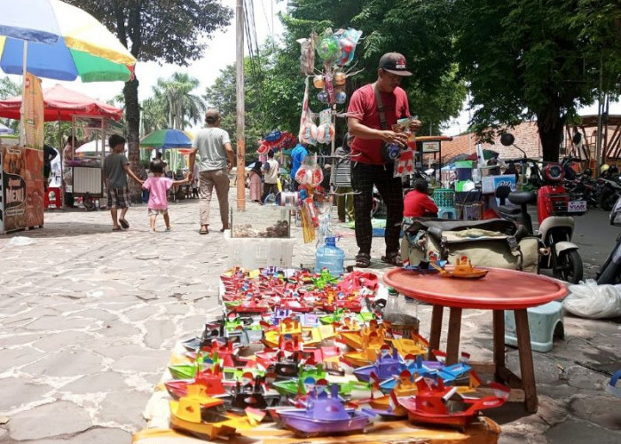 Pemkab Lumajang Pastikan Rehabilitasi Alun-alun Tidak Ganggu Aktivitas Ekonomi Rakyat