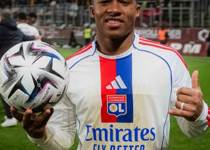 Endrick Menggila! Hat-trick Antar Lyon Tekuk Metz 5-2 di Ligue 1