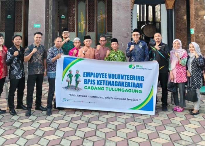 BPJS Ketenagakerjaan Tulungagung Gelar Employee Volunteering Berbagi 150 Paket Takjil Ramadan