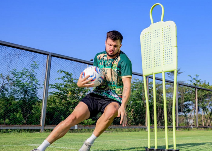 Persebaya vs Garudayaksa FC, Bernardo Tavares Ingatkan Timnya Tak Terlena
