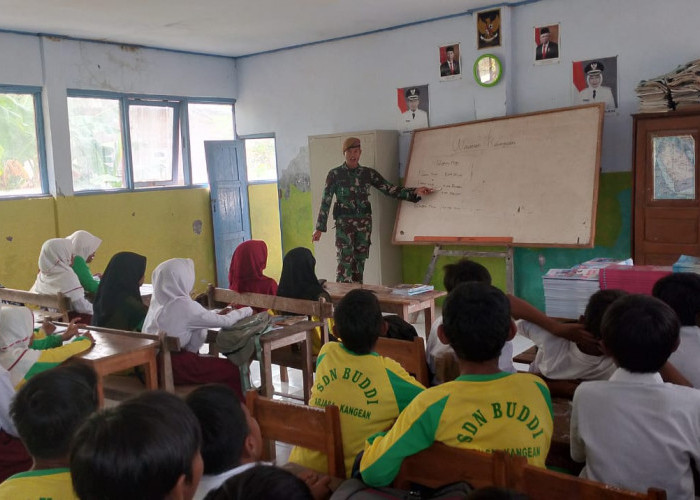 Tanamkan Jiwa Nasionalisme, Satgas TMMD 121 Kodim 0827/Sumenep Berikan Wasbang di Sekolah