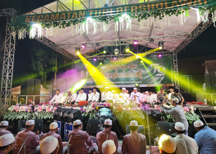 Turi Lamongan Bersholawat Bersama Habib Muchsin Al Hamid