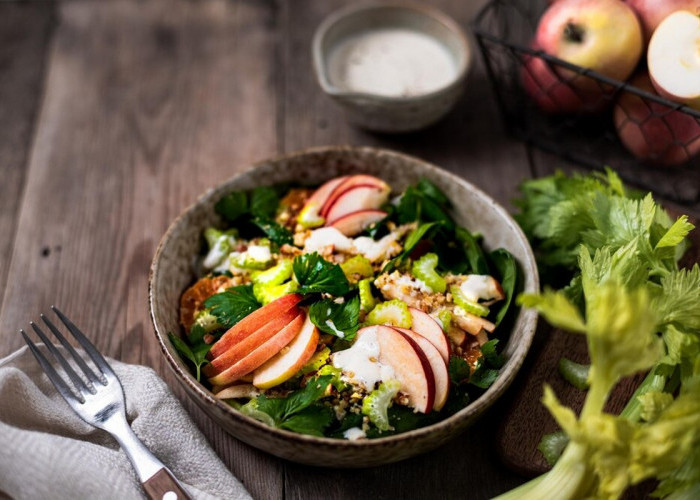 Ubah Kebiasaan Makanmu, Mulai dari Semangkuk Salad