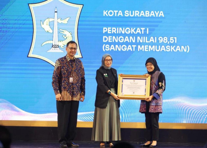 Pemkot Surabaya Sabet Dua Penghargaan Bergengsi dari ANRI