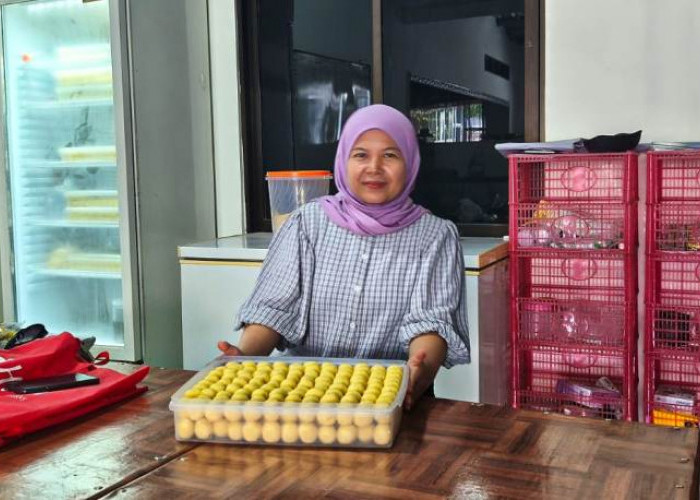 Onde Onde Gheol Gerakkan Ekonomi Warga Kampung Menanggal Surabaya