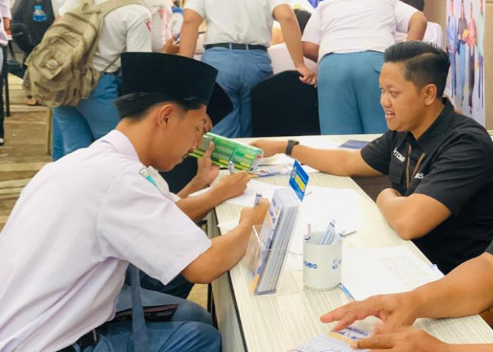 Peluang Emas Kuliah Gratis: Unitomo Buka Program KIP Kuliah dengan Biaya Hidup Ditanggung Penuh