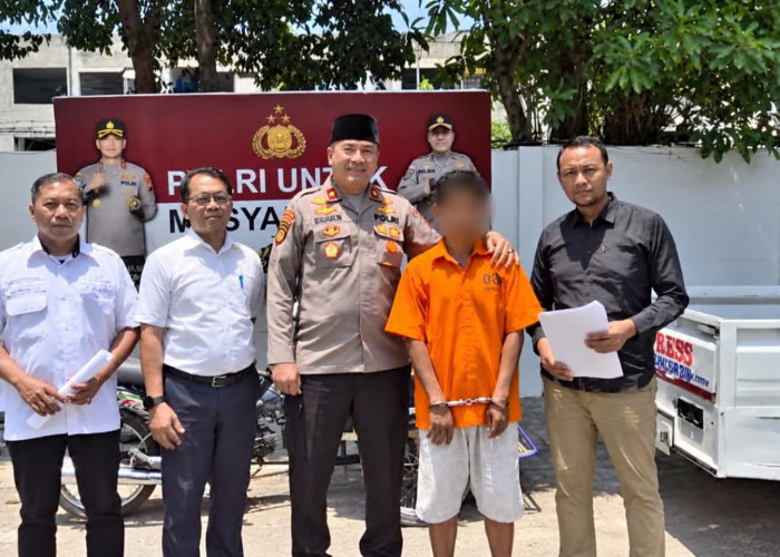 Spesialis Pencuri Tiang Besi Pembatas Trotoar Kembang Jepun Ditangkap Polisi