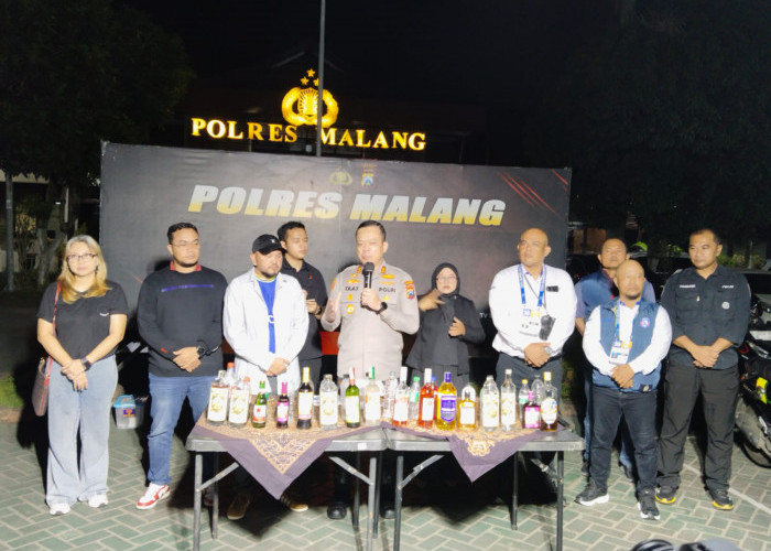 Penyisiran Miras di Laga Arema vs Persis Solo, Polres Malang Amankan 54 Suporter
