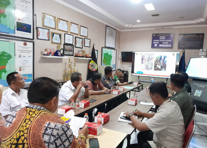 BPBD Jember Antisipasi Ancaman Longsor, Jalur Vital Jember–Banyuwangi Diperketat
