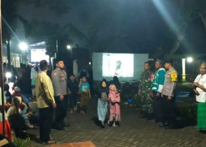 Ciptakan Kamtibmas Kondusif, Personel Polsek Padangan Amankan Gebyar Selawat