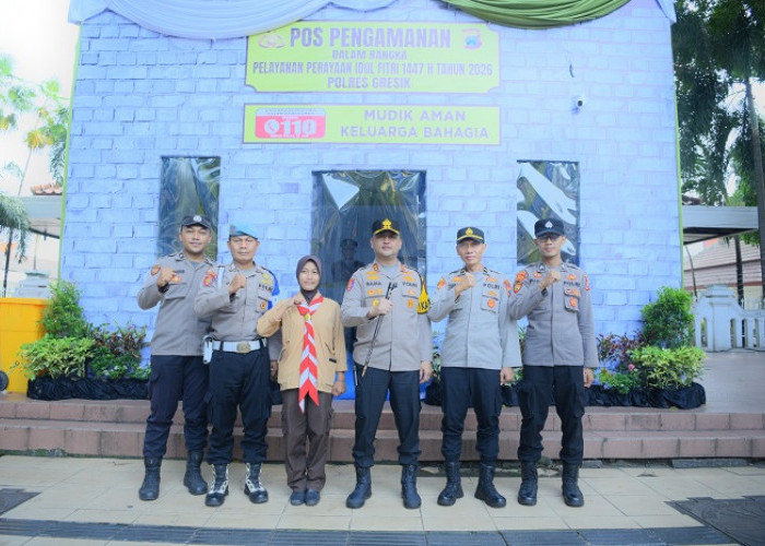 Kapolres Gresik Cek Kesiapan Personel dan Sarpras Pos Pelayanan Alun-Alun Jelang Idulfitri