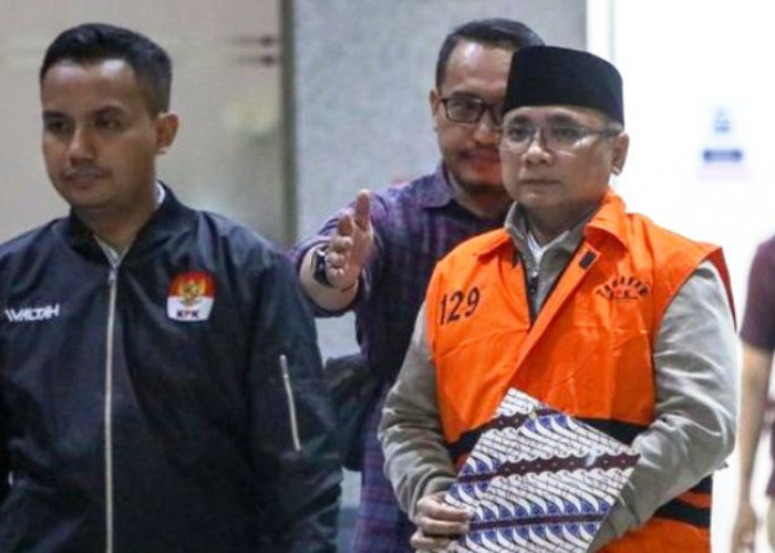 KPK Tahan Eks Menag Yaqut Cholil Qoumas Terkait Kasus Dugaan Korupsi Kuota Haji 2023-2024