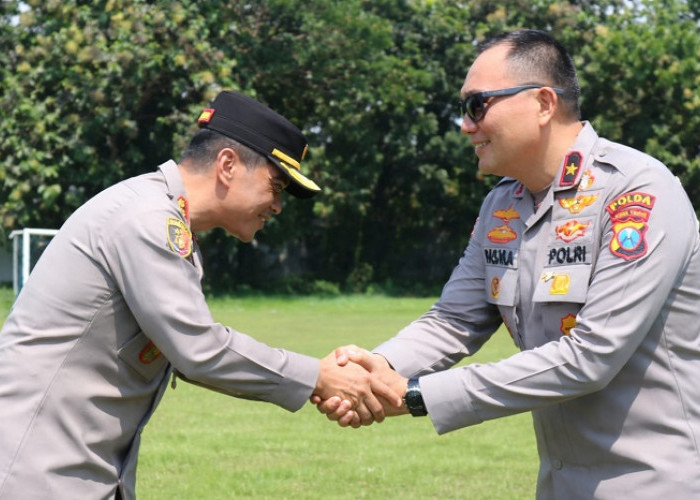 Wakapolda Jatim Pantau Arus Balik Lebaran 2026 di Pelabuhan Ketapang Banyuwangi