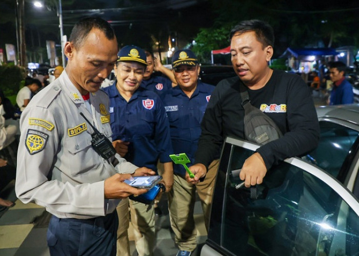 Gebrak Parkir Digital. Dishub Surabaya Libatkan 616 Jukir dan Siapkan 3 Skema Bayar