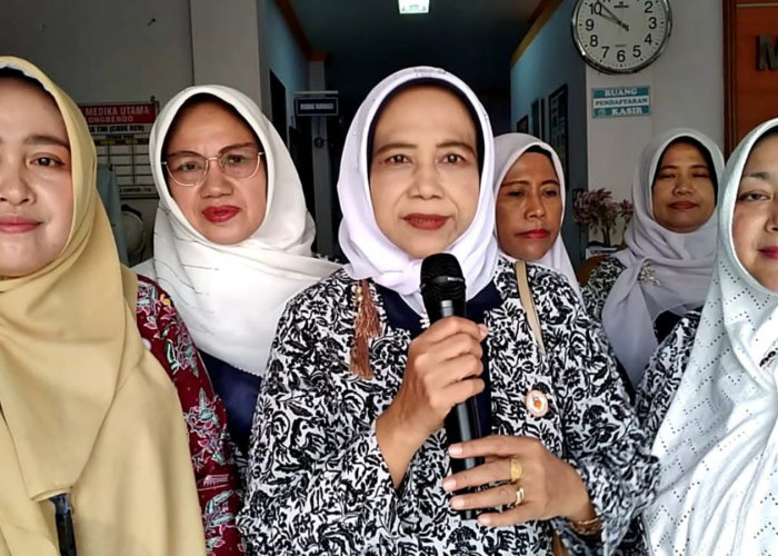 HUT Ke-74 IBI Sidoarjo Gelar Baksos KB Gratis di Klinik Media Utama