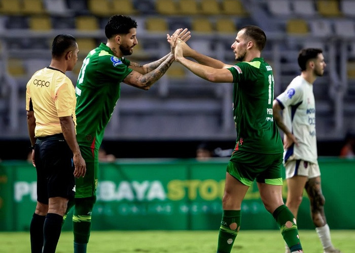 Bruno Paraiba Terharu Rasakan Atmosfer Stadion GBT Surabaya Hadapi Persita Tangerang