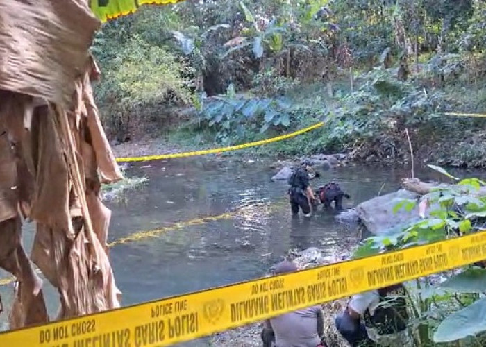 Dua Pemuda Temukan Benda Diduga Roket Bersirip di Sungai Kota Blitar