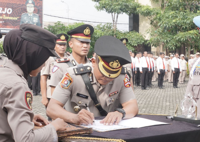 Kasat Lantas, Kasat Tahti dan 2 Kapolsek di Polresta Sidoarjo Diganti