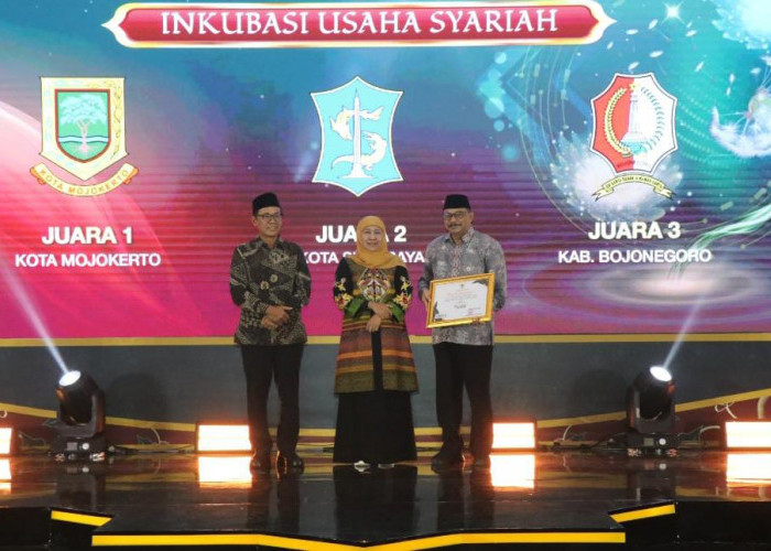 Pemkab Bojonegoro Terima Penghargaan Ekonomi Syariah dari Bank Indonesia