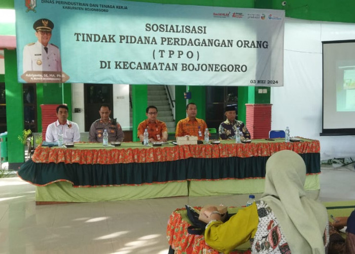 Kapolsek Bojonegoro Kota Hadiri Sosialisasi Tindak Perdagangan Orang di Kantor Kecamatan Kota