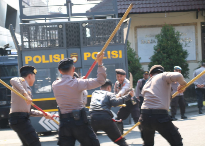 Antisipasi Demo Rusuh, Polresta Malang Kota Gelar Sispam Mako