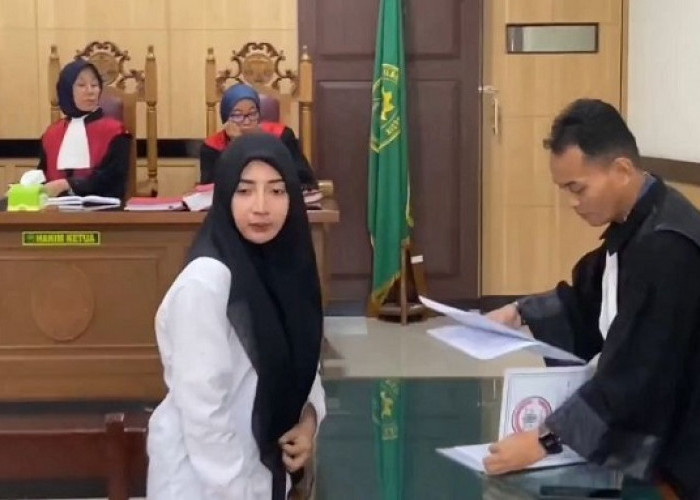 Kuasai Setengah Kilogram Sabu, Sejoli Bandar Narkoba Divonis Ringan di PN Gresik