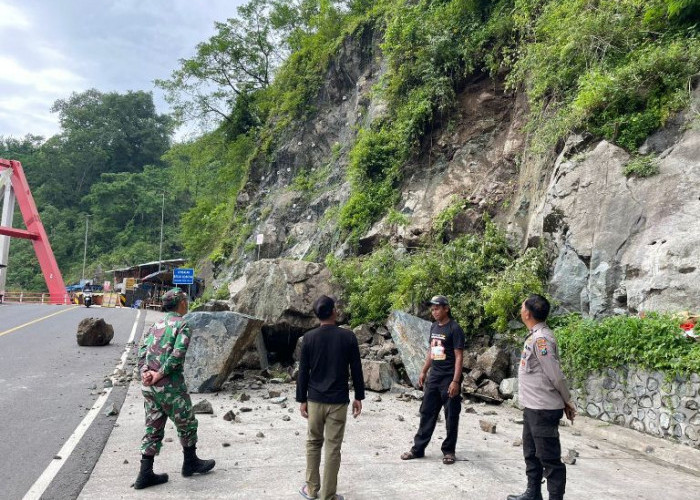 Longsor Lumajang-Malang, Polisi Imbau Waspada di KM 58 Besuk Kobokan