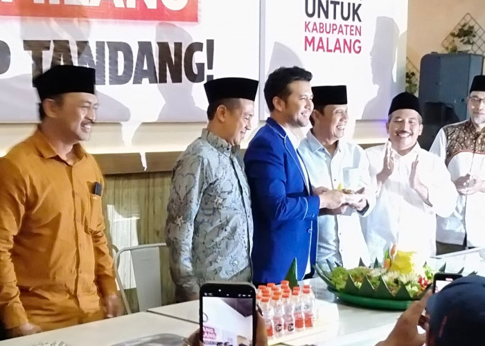 Emil Dardak Resmikan Rumah Pemenangan Rakyat Kabupaten Malang