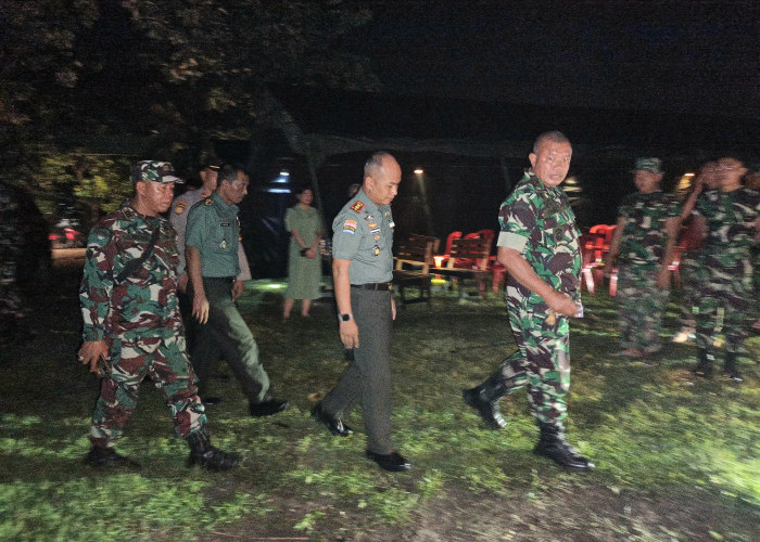 Irdam V/Brawijaya Kunjungi Lokasi Marshalling Area Yonif TP Joko Modo Lamongan