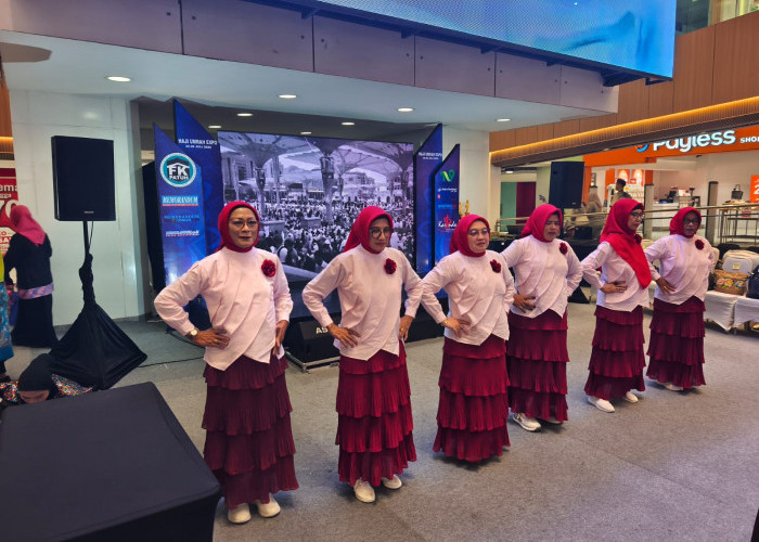 Ramaikan Pameran Haji Umrah Expo 2026, Peserta Live Dance Unjuk Penampilan di Hadapan Juri