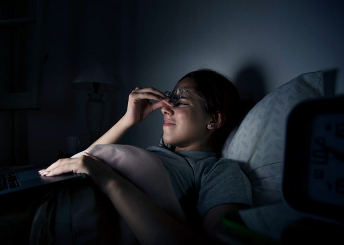 Sering Kebangun Jam 3 Pagi dan Overthinking, Ini Penjelasan Ilmiah dan Tips Mengatasinya