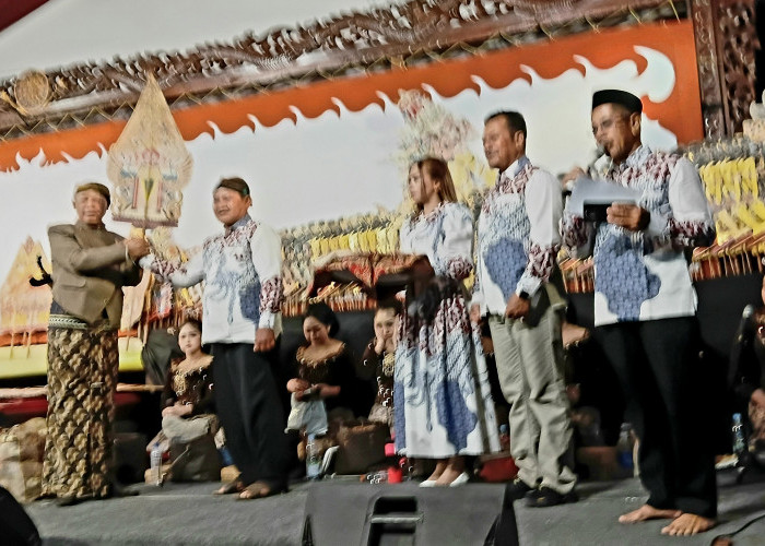 Desa Bangoan Gelar Wayang Kulit Peringati HUT Ke- 81 RI dan Ajang Silahturahmi Masyarakat