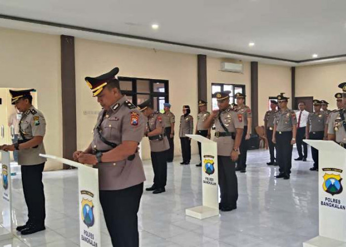 Sepekan Jelang Alih Tugas, Kapolres Bangkalan Pimpin Sertijab Kabag Log, Kabag Ops dan Kasatlantas