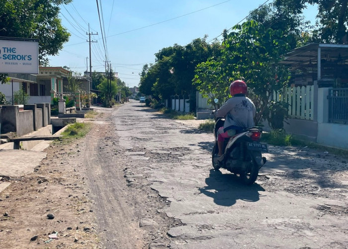 Ribuan Ruas Jalan Kelurahan di Kabupaten Magetan Rusak