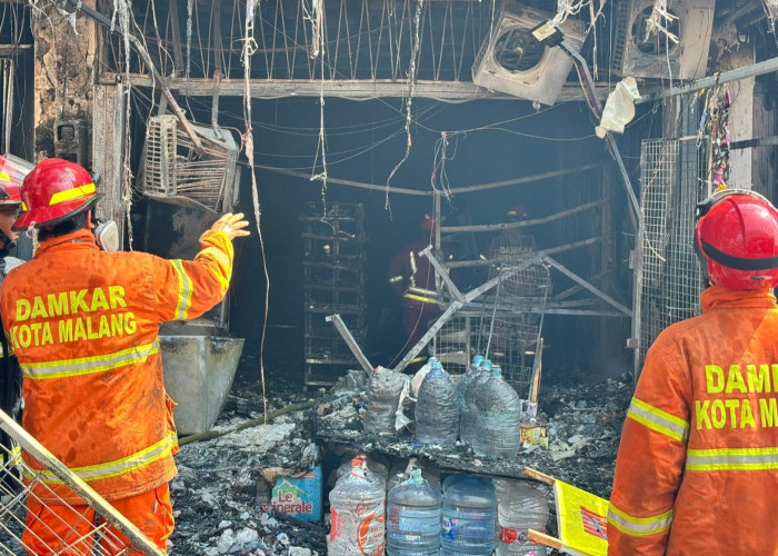 Toko Kelontong Terbakar di Malang, 1 Tewas dan 1 Luka Bakar