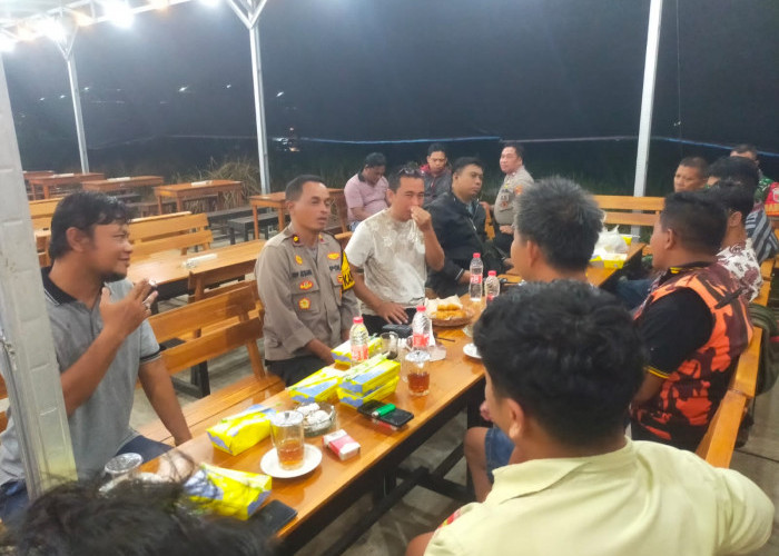 Kapolsek Krian Silaturahmi dengan Forum Pemuda Lintas Iman