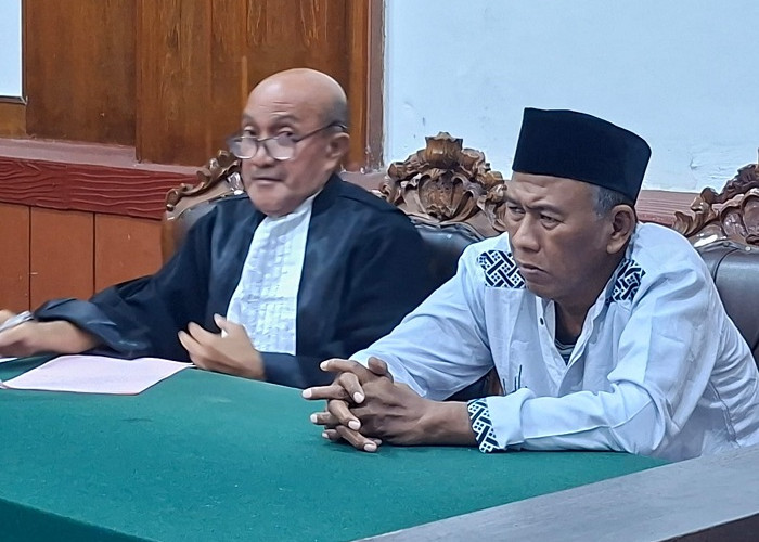 Muat Bawang Bombay Kedok Cangkang Sawit, Direktur PT Kurnia Sukses Semesta Diadili
