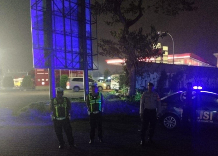 Patroli Blue Light Presisi Polsek Lakarsantri Jamin Keamanan SPBU Citraland