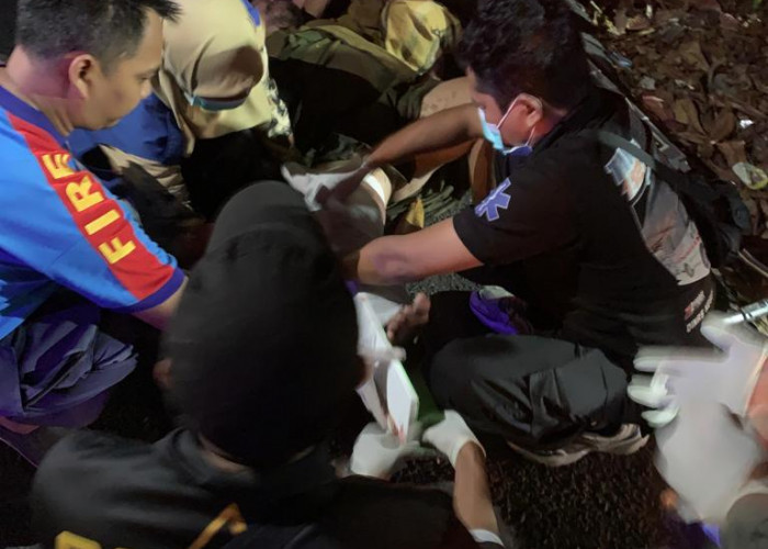 Pengendara Motor Luka Parah Usai Kecelakaan di Perak Barat Surabaya