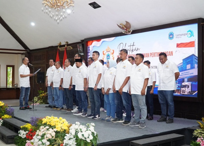 Aang Junaedy Resmi Pimpin Kadin Lamongan 2026-2031, Bupati Beri Dua Tantangan