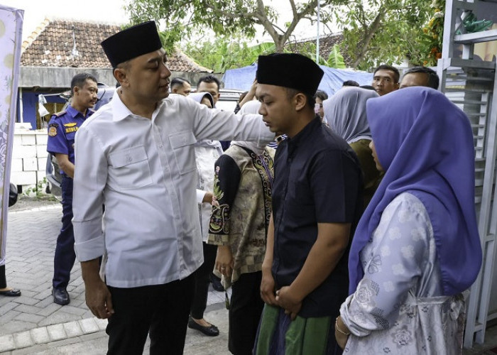 Pemkot Surabaya Apresiasi  Pengorbanan Satgas yang Meninggal, Anaknya Lanjutkan Tugas Ayahnya