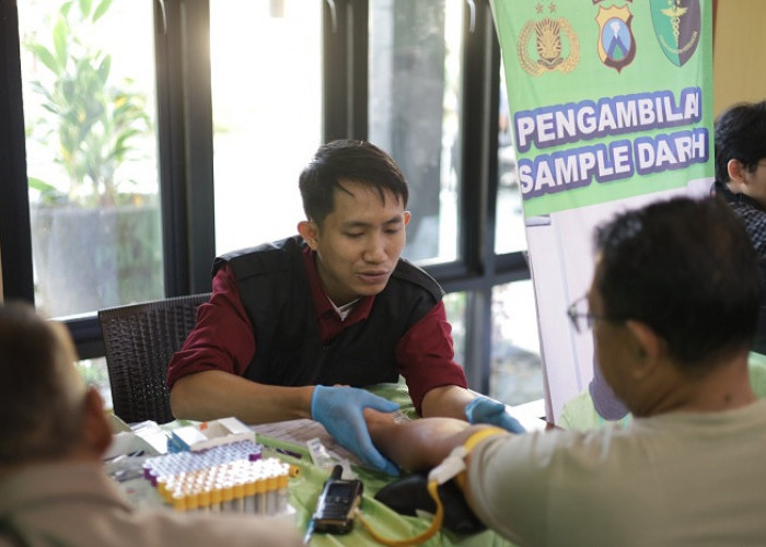 Ratusan Personel Polres Kediri Ikuti Pemeriksaan Kesehatan Berkala 