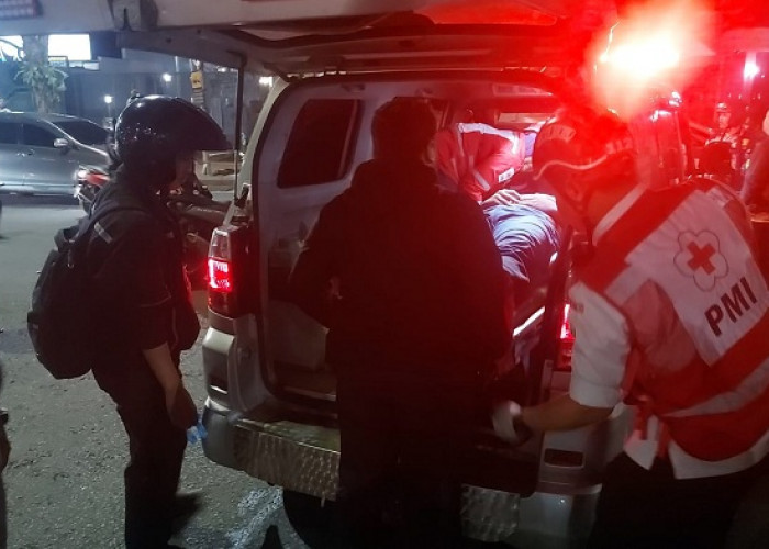 Kecelakaan Tiga Kendaraan di Depan Taman Bungkul Surabaya, Pemotor Honda CBR Terluka