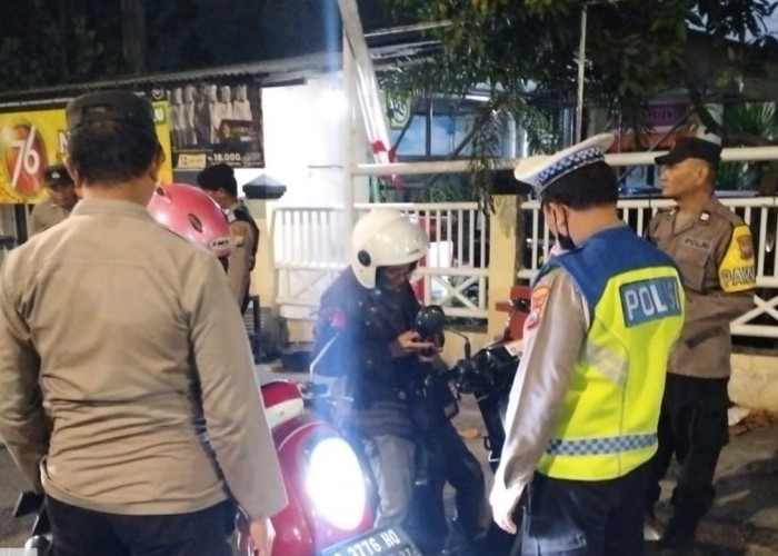 Polsek Karangpilang Intensifkan Patroli Malam, Amankan 7 Unit Sepeda Motor 