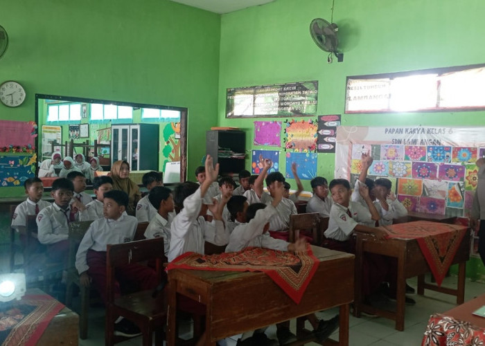  Polsek Wonoayu Sosialisasikan Anti Bullying di SDN Lambangan Sidoarjo