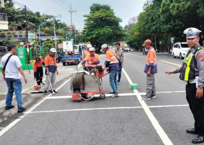 Cegah Balap Liar di Pandaan, Tinggikan Pita Kejut Empat Titik