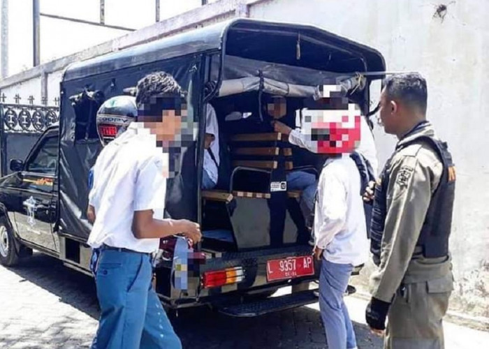 Tekan Kenakalan Remaja, Satpol PP Surabaya Siap Ciduk Pelajar Bolos Sekolah