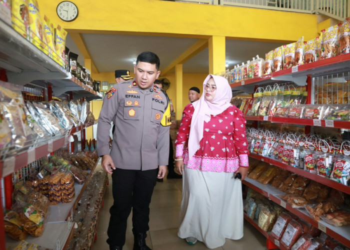 Wakapolres Jember Kunjungi UMKM Mak Enak, Dukung Perluasan Lapangan Kerja